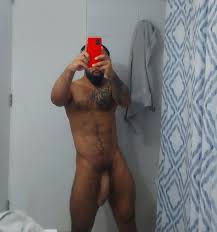 TW Pornstars - MATEO_BEAR02 - Mi Instagram Mateo_bearxl. Twitter. Una foto  antes de ducharme 😏😏😈... 7:25 PM - 20 Jan 2023