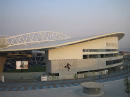 So wurden acht weitere fußballspiele dort ausgetragen, das letzte. Estadio Do Dragao Wikipedia A Enciclopedia Livre