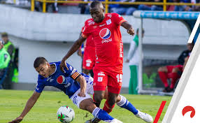 Tolima vs cali, duelo con el objetivo de seguir llevando la bandera de colombia, en sudamericana este martes, desde las 7:30 p.m., en el manuel murillo toro, se medirán 'pijaos' y 'azucareros', por el partido de ida de la primera ronda del certamen internacional. Apuestas Tolima Vs America De Cali Previa Pronosticos Y Cuotas 20 De Julio 2019 Odds Shark