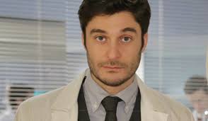 The latest tweets from @linoguanciale L Allieva 4 Ci Sara Ma Senza Lino Guanciale Va Bene Cosi