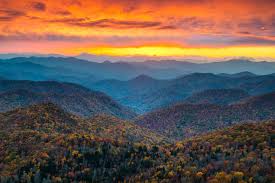 If you like your campgrounds in north carolina to have a side of city, lake powhatan not only offers natural wonders, it's also just a quick drive from north carolina's famously outdoorsy city of asheville. 6 Full Color Fall Campsites Near Asheville Nc Couch Mountain