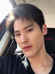 ปักพินโดย MOISES BONILLA ใน Asian Boys