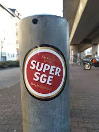 Die freude wird durch einen schwelenden die ultras sagten daraufhin ihre angekündigte choreografie ab. Eintracht Frankfurt Streetart Bockenheim