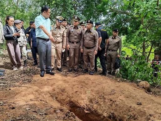 &Aacute;N MẠNG CHẤN ĐỘNG TH&Aacute;I LAN: HAI CHỊ EM NGƯỜI NGA BỊ GIẾT, BA X&Aacute;C NGƯỜI DƯỚI  HỐ CH&Ocirc;N Cảnh s&aacute;t Th&aacute;i Lan đang thẩm vấn hai nghi phạm li&ecirc;n quan đến