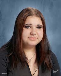 10:15:16 Mother asks internet for help after finding mysterious piles of  'brown bits' in daughter's bedroom...