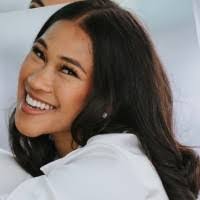 Adriana Greene's Instagram, Twitter & Facebook