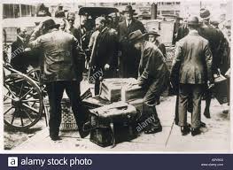 Deshalb hat die regierung immer mehr geld gedruckt. Inflation 1923 Deutschland Stockfotografie Alamy
