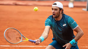 Injury has forced italian tennis player matteo berrettini to withdraw from the 2021 australian open. I Can T See My Girlfriend Who Is Six Floors Down Matteo Berrettini On Australian Open Quarantine Eurosport