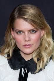 Emma Greenwell Biography