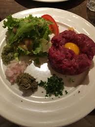 Tartare De Boeuf L Elephant Du Nil Marais Food Beef Steak