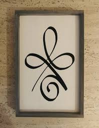 Unconditional Love Symbol Painted Wood Sign Etsy In 2020 Love Symbol Tattoos Celtic Tattoo Symbols Love Symbols