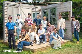 Seventeen takes over gaon weekly album chart and january album chart with its sixth extended play you made my dawn. Seventeen For Naver X Dispatch Celebrity Photos Videos Onehallyu