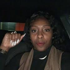 Evie Hines's Instagram, Twitter & Facebook