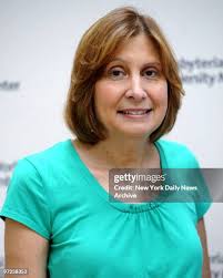 309 Barbara Watts Photos & High Res Pictures