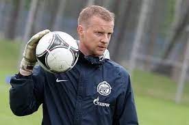 Vyacheslav malafeev ist ein ehemaliger fußballspieler aus россия, (* 04 марта 1979 г. 7n4q6ufeoxidem