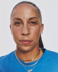 Ordinary was never the goal. Backing #TeamYonex with craftsmanship and  innovation. 🎾 Madison uses the EZONE 98 in Blast Blue. #FarBeyondOrdinary