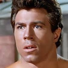 Dan Vadis's Instagram, Twitter & Facebook