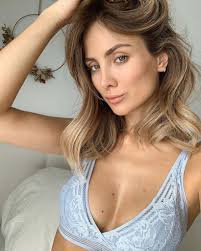 Beim Promi-Dinner-Dreh: Bloggerin Carmushka hatte Blackout