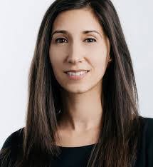 Iris Ledesma's Instagram, Twitter & Facebook