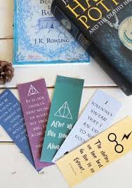 Ravenclaw bookmark by achen089 on deviantart. Des Marque Pages Harry Potter A Telecharger Gratuitement Des Photos De La Version Illustree De H Harry Potter Bookmark Harry Potter Notebook Harry Potter Diy