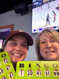 Fun at Bingo night at Thirsty Duck (a little late in posting 😉)!