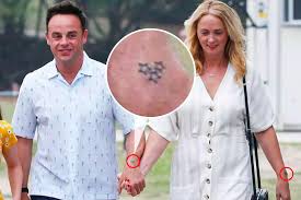 I'm a celeb viewers notice ant mcpartlin's new rose and arrow arm tattoos. Ant Mcpartlin And Anne Marie Show Off Matching Star Tattoos As They Head Out For Dinner