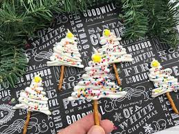 The holidays really are my favorite time of year, as busy today i am showing you 5 easy and inexpensive christmas gift wrapping ideas using kraft paper from the dollar store. 50 Easy Christmas Snacks For Kids School Christmas Party The Gifted Gabber