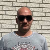 20+ "Frank Ruth" profiles