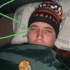 IM THE BIGGEST BIRD IM THE BIGGEST BIRD 🎅🏻🎄🐧