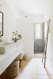 Une Maison En Pierres Avec Piscine A La Beaute Intemporelle Planete Deco A Homes World Maison En Pierre Maison Deco