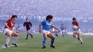 Fc bayern münchen, bavyera'nın münih kentinde kurulmuş alman spor kulübüdür. 9 Games Napoli Fans Should Rewatch While Football Takes A Break Ht Media