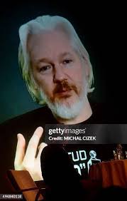 1,103 World News Videos Stock Photos, High-Res Pictures, and Images