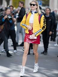 Classic boots white color can be worn by women over thirty. 4 Ways To Wear The White Boots Trend Stylight