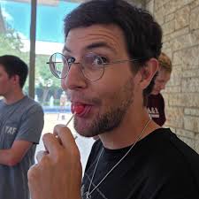 Howdy Ags and welcome back to day 5 of ❄️YAFmas❄️ Today we get to meet our  lovely Secretary, Kyla Johnston ✍️ Kyla is a Horticulture major with a  minor in Arts &