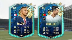 Süper starların içinde bulunduğu bu takımda, lille ile birlikte şampiyonluğa ulaşan burak yılmaz'da bulunuyor. Mbappe Ronaldo Und Co Wann Kommen Die Tots Der Top Ligen