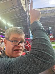 Carla Moe's Instagram, Twitter & Facebook