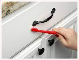 Learning a few best practices for cleaning painted cabinets can keep them looking fresh. How To Clean Kitchen Cabinets In 10 Steps With Pictures