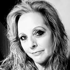 Hunter Douglas & LinenChest