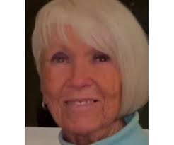 Martha Cavanaugh's Instagram, Twitter & Facebook