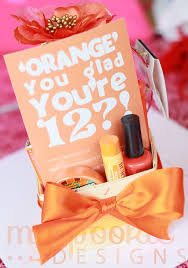 Diy Birthday Gift Basket Ideas For Her 10 Genius Gift Basket Ideas For All Occassions Diy For Life Genius Gift Gift Baskets Diy Gift Baskets