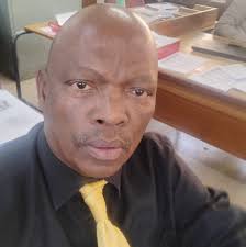 𝐄𝐋𝐄𝐂𝐓𝐑𝐈𝐂𝐈𝐓𝐘 𝐇𝐀𝐌𝐌𝐄𝐑𝐒 𝐌𝐀𝐍𝐆𝐀𝐔𝐍𝐆 𝐇𝐎𝐔𝐒𝐄𝐇𝐎𝐋𝐃𝐒  By Boitumelo Shuping The residents in Mangaung are finding it difficult to  afford electricity in winter 2025, as Centlec has increased its tariffs.  According to Centlec, they have