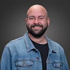 Eric Holmstrom's Instagram, Twitter & Facebook