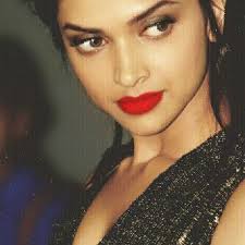 Here we are post bollywood hot divas from her upcoming movies/songs. Pin On Makeup
