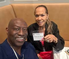 WAMBAZI LUMBARA CLASS OF '74 CLASS REUNION