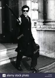 Alain fabien maurice marcel delon (french: 9 Dezember 2011 Franzosischen Schauspieler Alain Delon Der In Rom Fur Den Film The Sizilianer Ist Heute In Piazza Della Ninerva Eine Szene Des Films Gedreht Hat Erzahlt Grosse