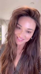 Crystal Leschner Montel Reed