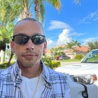 Andrew Croteau's Instagram, Twitter & Facebook