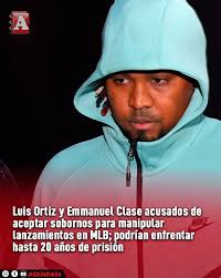 AGENDA56, SANTO DOMINGO- Una cabo de la Policía Nacional resultó con  lesiones leves luego de lanzarse de un vehículo en movimiento en la Autovía  Juan Pablo II, próximo al kilómetro 28, entrada