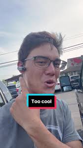 Luke Mcfadden How to Eat Crab