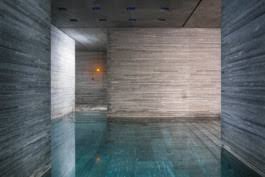 This stone became the inspiration to develop the design, and is used with great dignity and respect. Mlrkus Edglr Ruf 7132 Therme Vals Markus Edgar Ruf